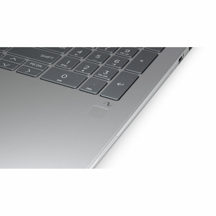 Компактна Пудра HP B72XFET#ABE 16" Intel Evo Core Ultra 7 155H 32 GB RAM 2 TB NVIDIA Quadro RTX 3000 Испанска Qwerty