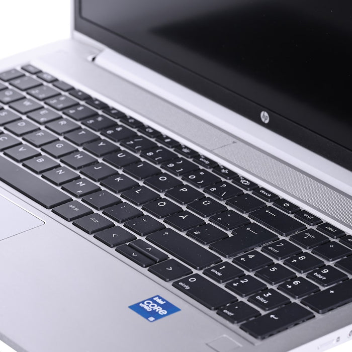 HP ProBook 650 G8 i5-1135G7 16GB 512GB SSD 15,6" FHD Win11pro Употребяван UK QWERTY