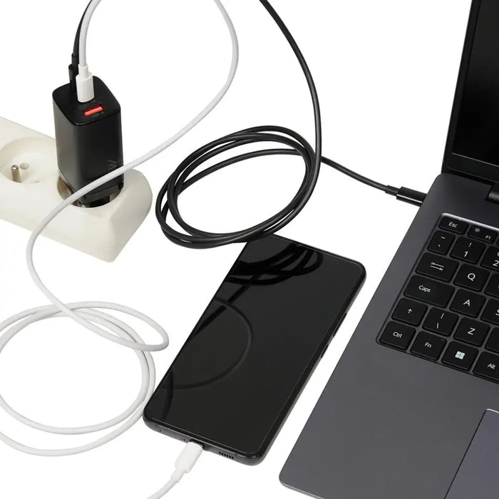 iBOX C-65 Black GaN 65W универсално зарядно