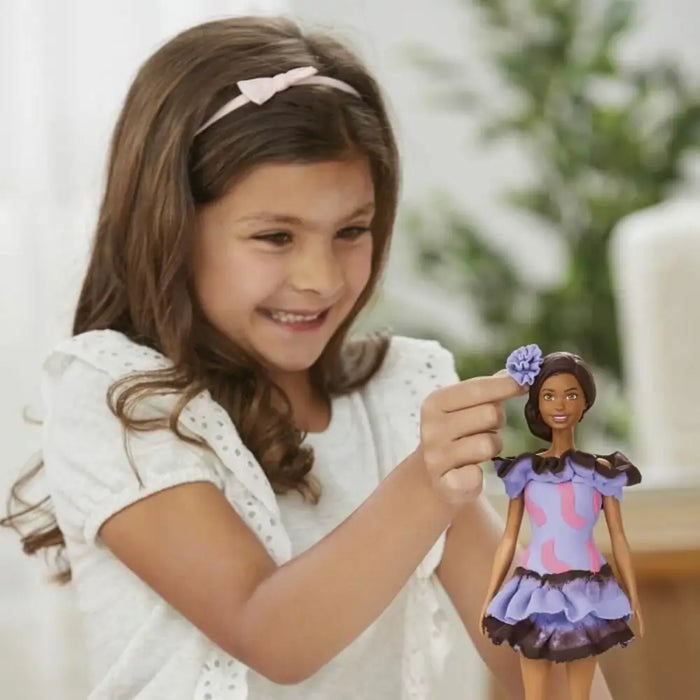 Игра от Пластелин Play-Doh Barbie Fashionista Ruffles