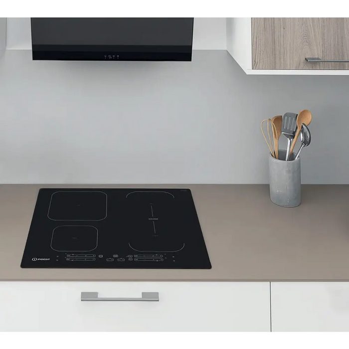 Indesit IB 65B60 NE Черен Зонален индукционен плот