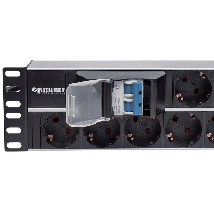 Intellinet 19’’ 2U Rackmount 15-изходен разпределител