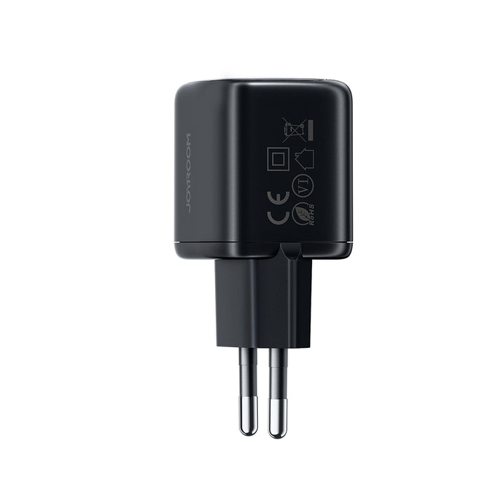 Зарядно за стена Joyroom JR-TG7 33W USB-A + USB-C с 30W USB-C - Lightning 1m кабел - черно