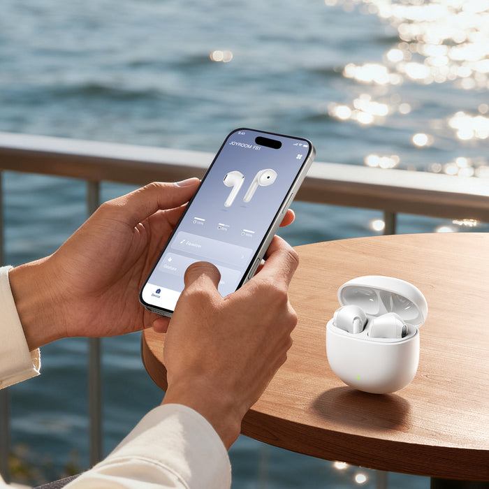 Joyroom JR-FB1 Funpods Bluetooth 6.0 TWS безжични слушалки с AI функции - бели