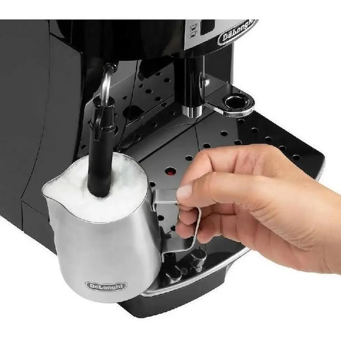 Кафеавтомат DeLonghi MAGNIFICA ECAM22.115B
