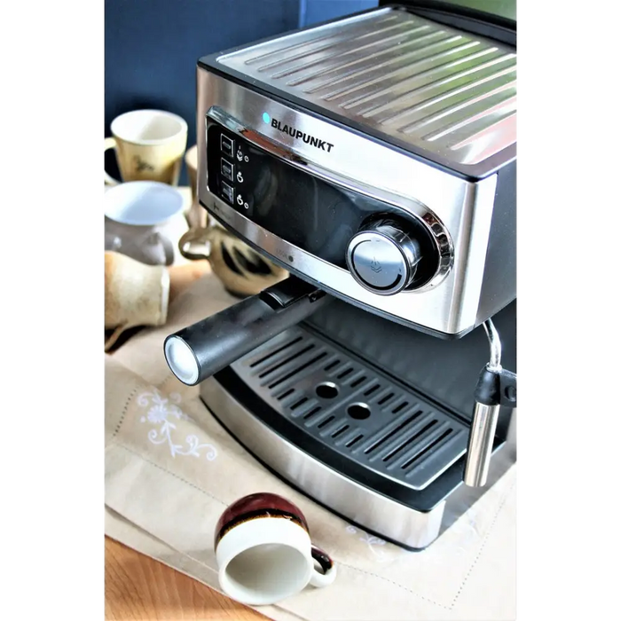 Кафемашина Blaupunkt CMP301 Полуавтоматична капкова
