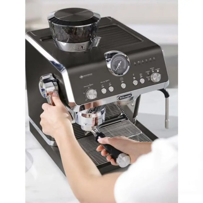Кафемашина Delonghi La Specialista Opera EC9555.BK