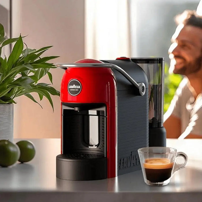 Кафемашина с капсули Lavazza AMM JOLIE EVO RED