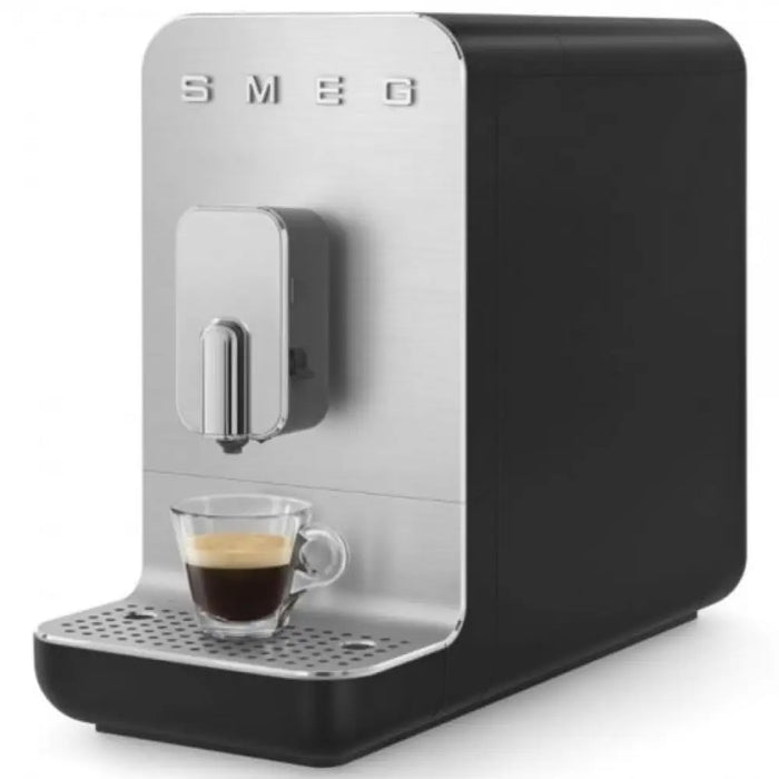Кафемашина SMEG BCC13BLMEU