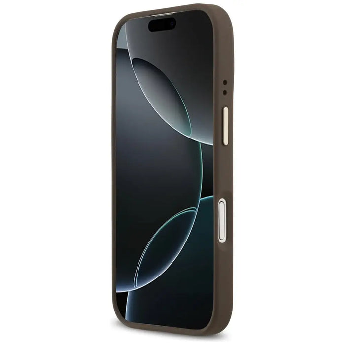 Калъф Guess 4G Logo Plate MagSafe за iPhone 17 - кафяв