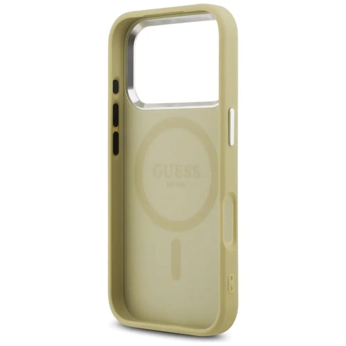 Калъф Guess с брокатено триъгълно лого MagSafe за iPhone 17