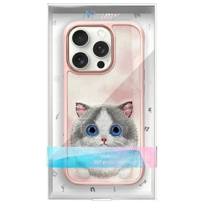 Калъф Nimmy Big Eyed Pet 2.0 Cat за iPhone 16 Pro Max