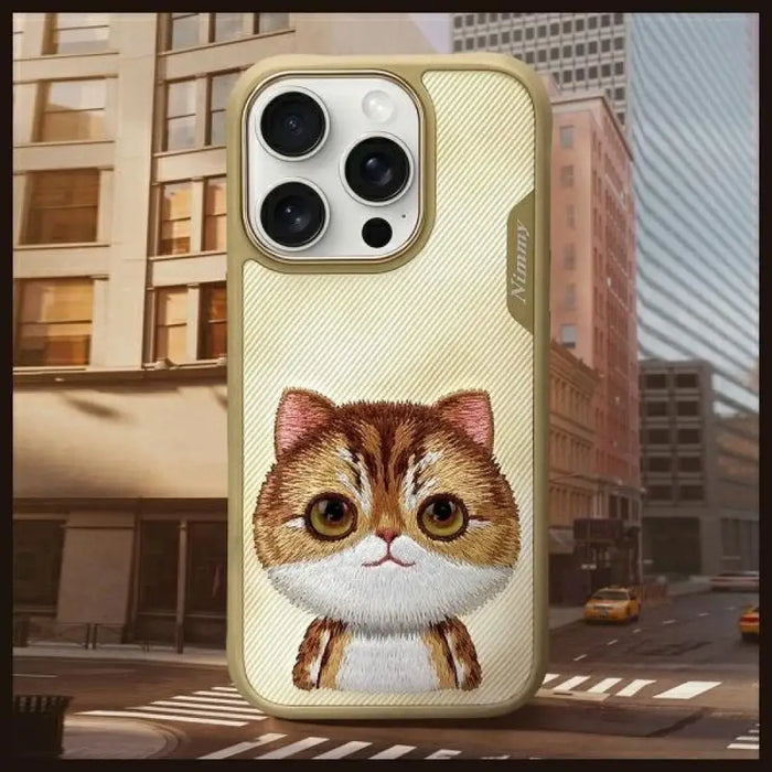 Калъф Nimmy Big Eyed Pet 2.0 Cat за iPhone 16 Pro Max
