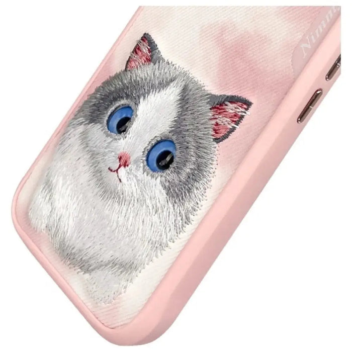 Калъф Nimmy Big Eyed Pet 2.0 Cat за iPhone 16 - розов
