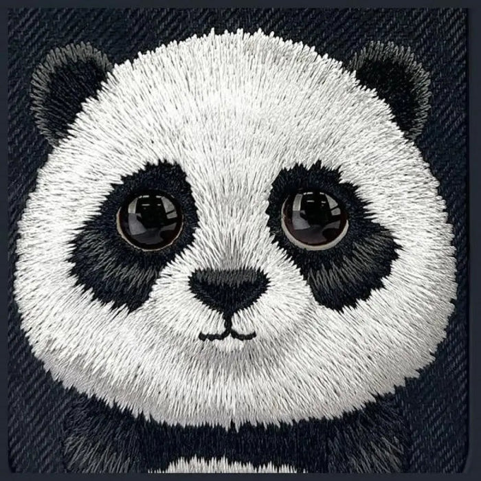 Калъф Nimmy Big Eyed Pet 2.0 Panda за iPhone 15 - черен
