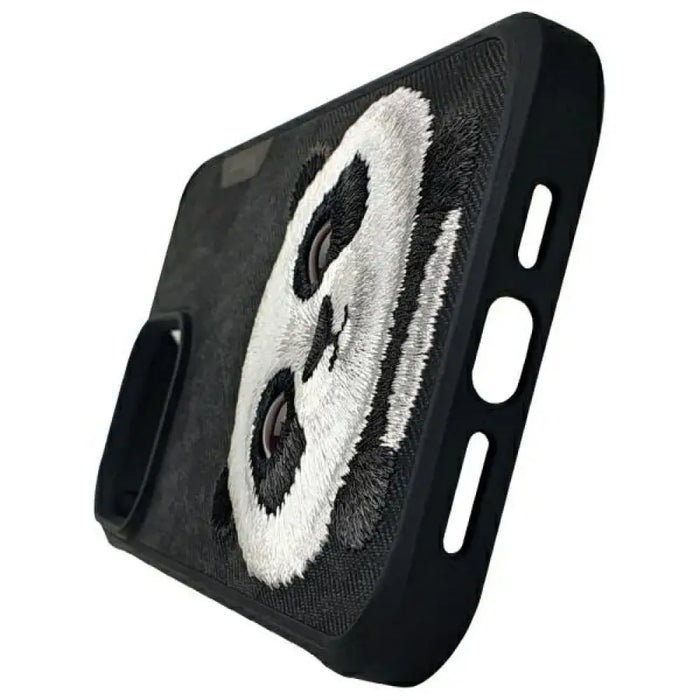 Калъф Nimmy Big Eyed Pet 2.0 Panda за iPhone 15 Pro Max