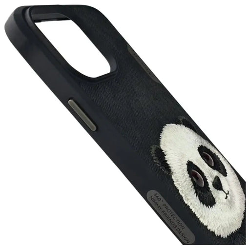 Калъф Nimmy Big Eyed Pet 2.0 Panda за iPhone 15 Pro Max