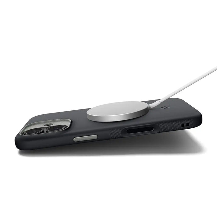 Калъф Spigen Nano Pop MagSafe за iPhone 17 - черен