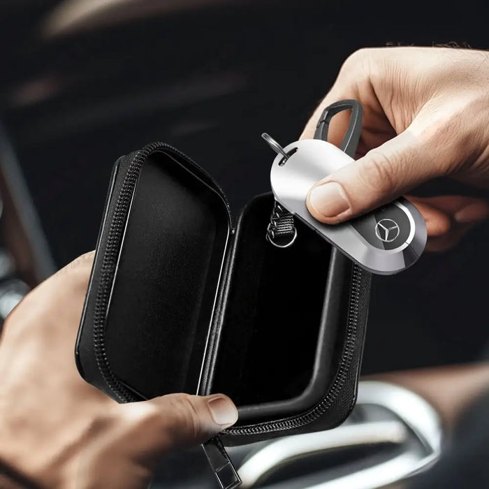 Калъф за автомобилен ключ Tech-Protect KLR300 с RFID