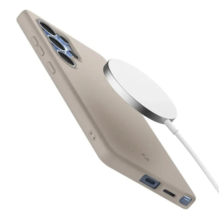 Калъф Spigen Silicone Fit Mag за Samsung Galaxy S25Ultra