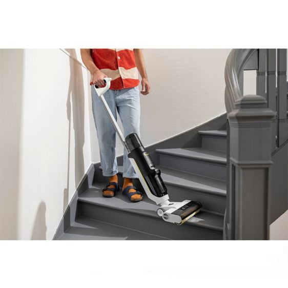 Безкабелнa прахосмукачка за сухо и мокро почистване KARCHER FCV 3