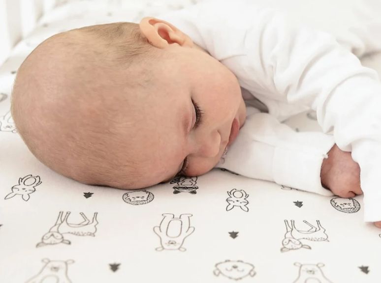 Бебешки чаршафи KeaBabies - 2 броя, органичен памук, 60 х 120 cm, сив/бял