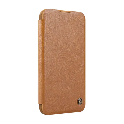 Кейс Nillkin Qin Prop Leather iPhone 16 бежов