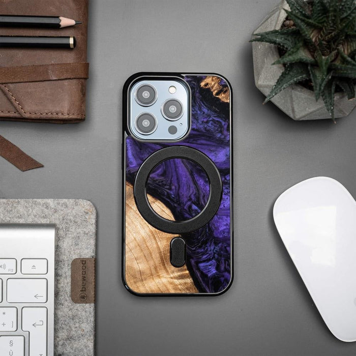 Кейс Bewood Unique Violet за iPhone 14 Pro съвместим