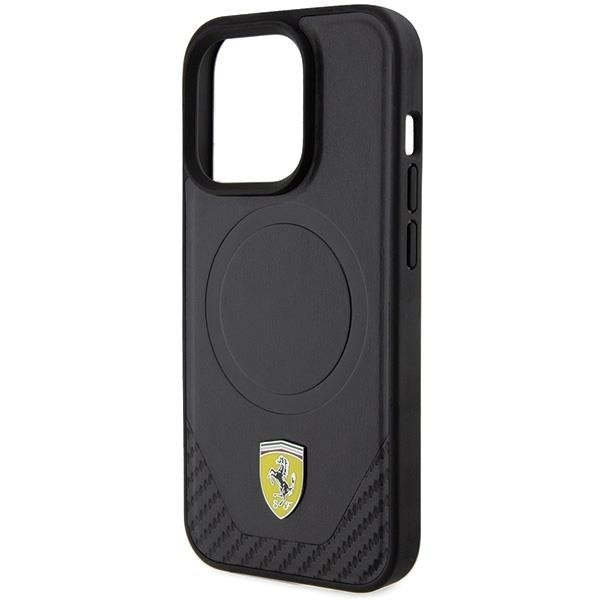 Кейс Ferrari Carbon Metal Logo за iPhone 15 Pro съвместим