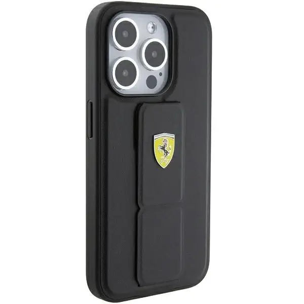 Кейс Ferrari Grip Stand Metal Logo за iPhone 15 Pro черен