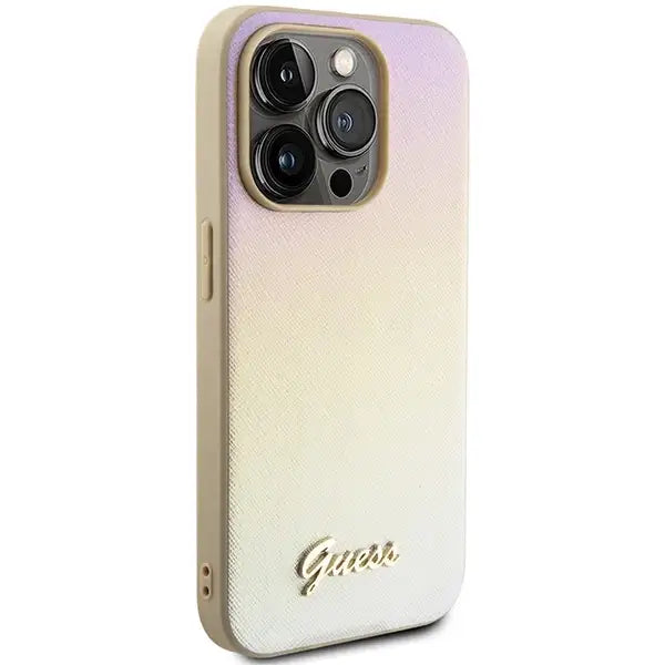 Кейс Guess Saffiano Iridescent Script за iPhone 15