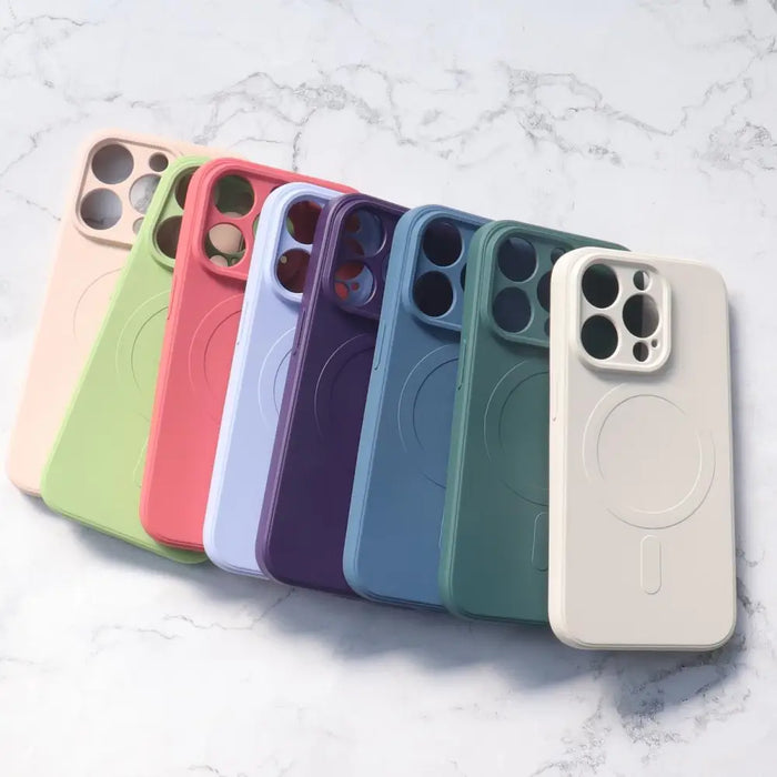 Кейс HQWear Silicone Case MagSafe за iPhone 14 Pro лилав
