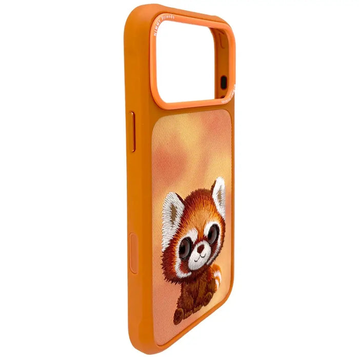 Кейс Nimmy Big Eyed Pet 2.0 с миеща мечка за iPhone 17 Pro
