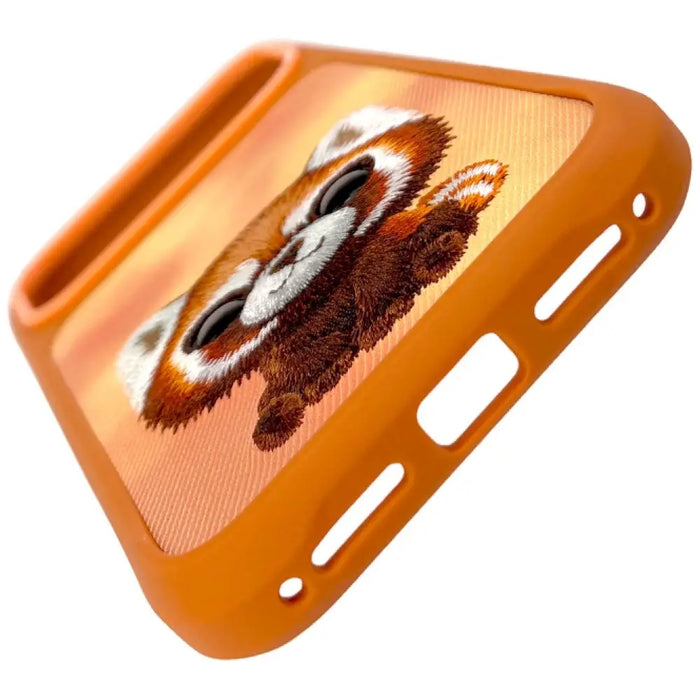 Кейс Nimmy Big Eyed Pet 2.0 с миеща мечка за iPhone 17 Pro
