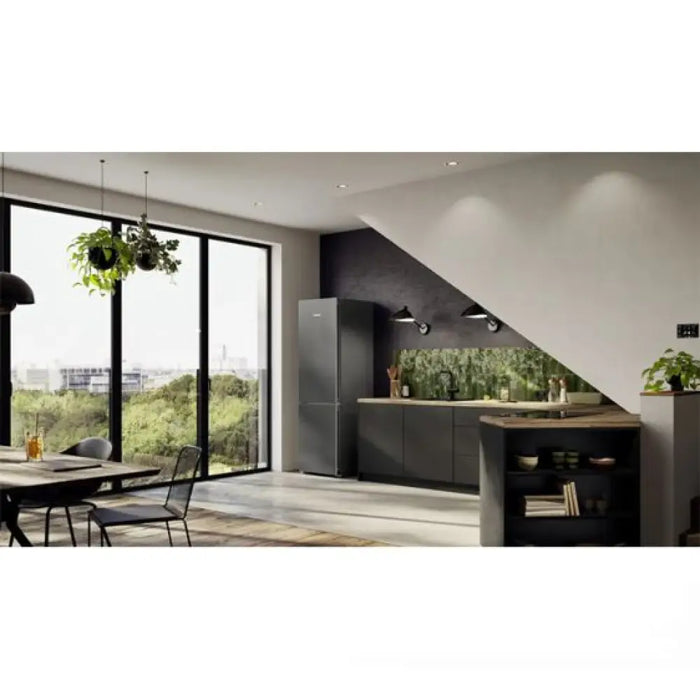 Хладилник с фризер LIEBHERR CNdgc 5703 Pure NoFrost 371 л