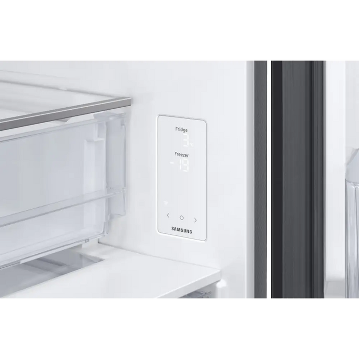 Хладилник с фризер Samsung RB53DG703EB1EO