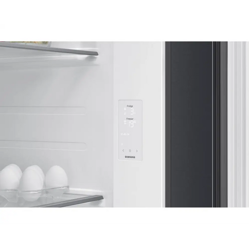 Хладилник с фризер Samsung RS70F65KEFEO