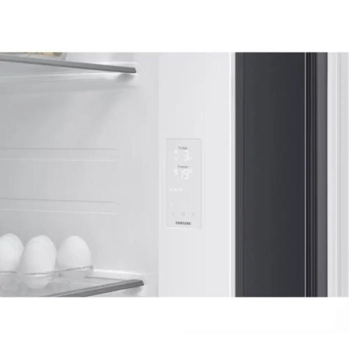Хладилник с фризер SAMSUNG Side-by-Side RS70F64KDFEO 640 л
