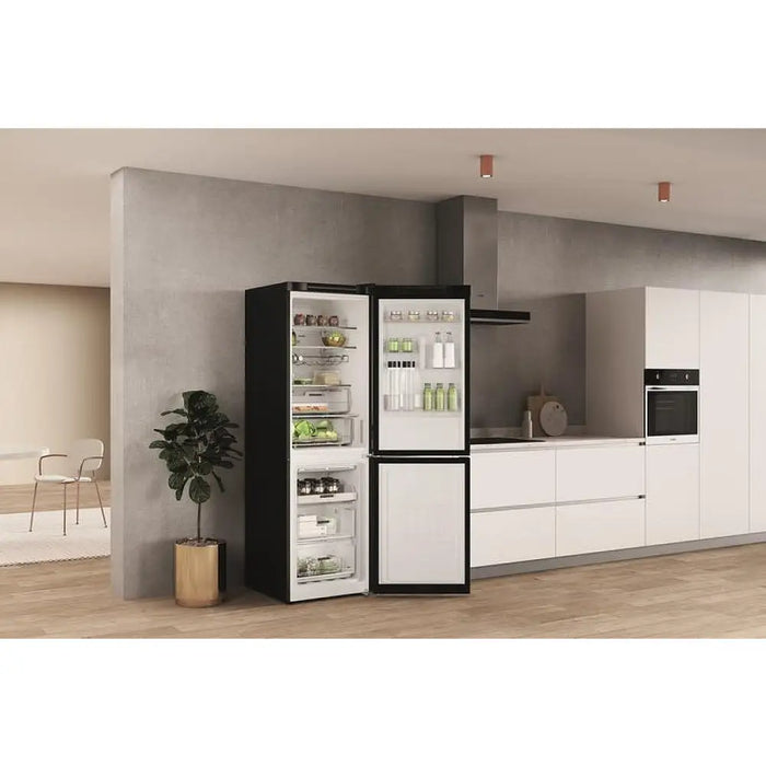 Хладилник с фризер Whirlpool W7X 82O K*** 335 l E No Frost