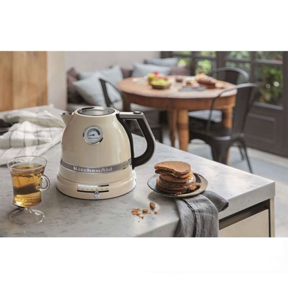 Ел.кана KitchenAid Artisan 5KEK1522EAC, 1.5 л, Almond Cream