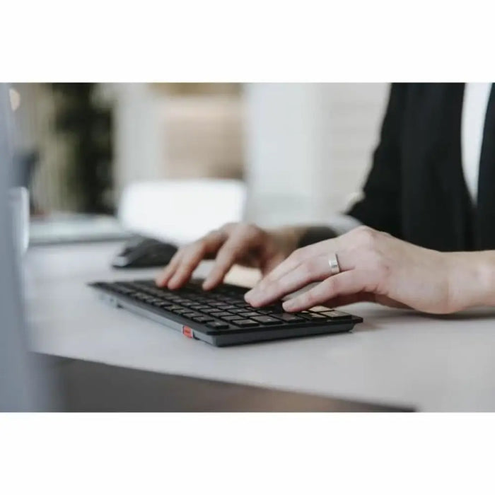 Клавиатура Cherry KW 9200 MINI Испанска Qwerty Черен