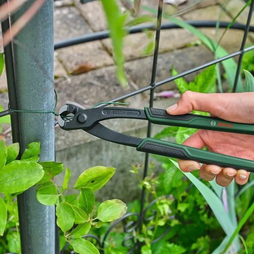 Клещи BOSCH 1600A02Z9X