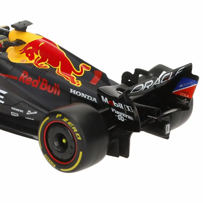Кола Bburago F1 Race Oracle Red Bull Racing RB19 1:18