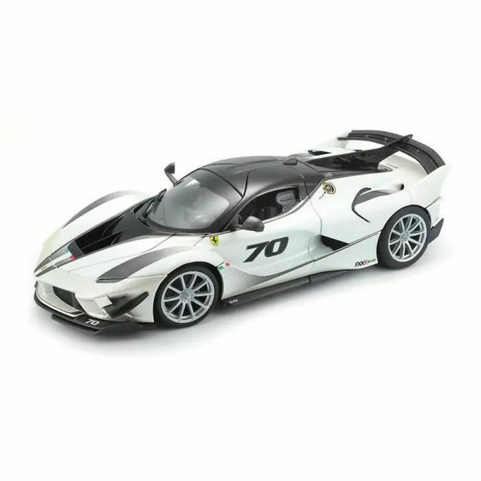 Кола Bburago Ferrari FXX K-EVO #70 PE 1:18