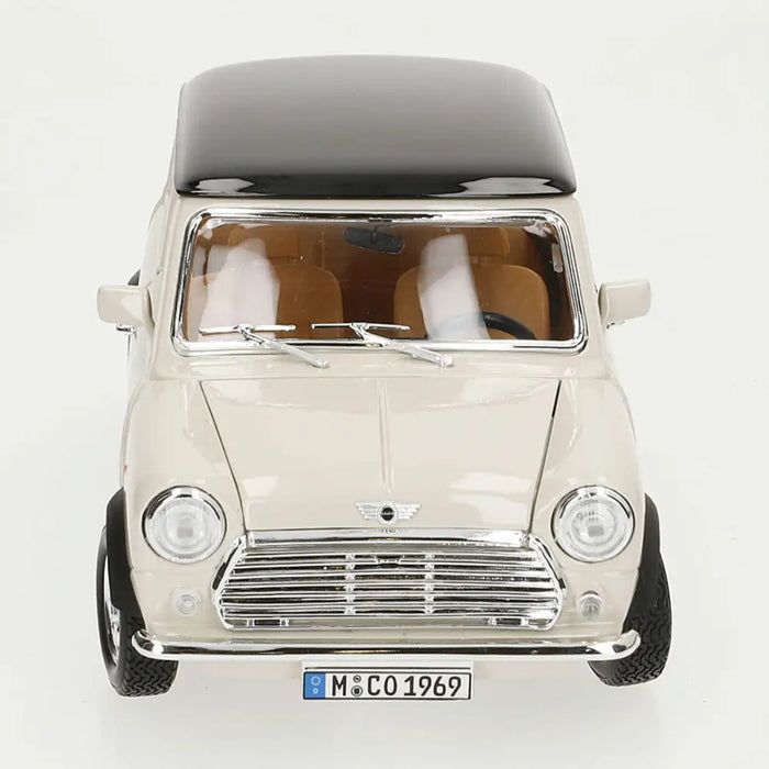 Кола Bburago GT-Mini Cooper(1969) 1:18
