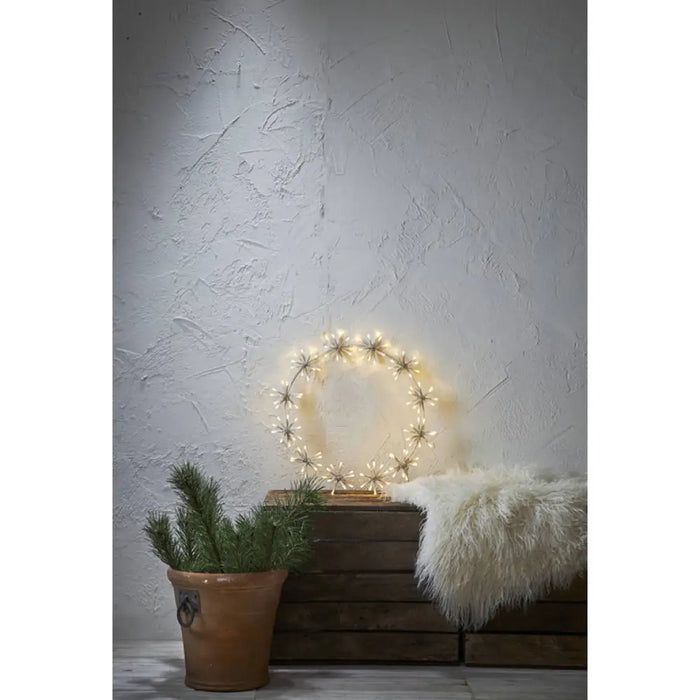 КОЛЕДЕН ВЕНЕЦ 50CM 120LED EGLO