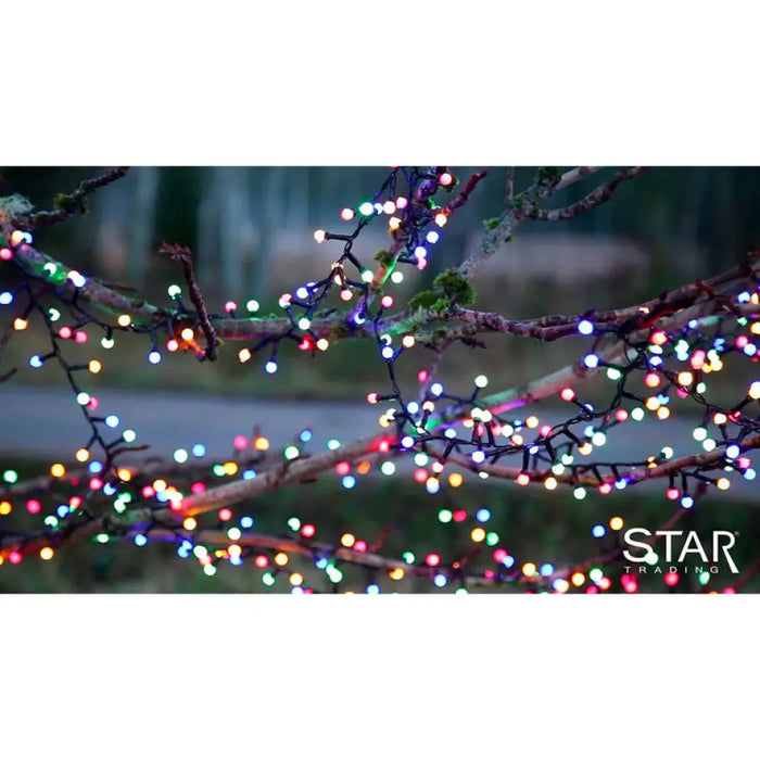 КОЛЕДНО ОСВЕТЛЕНИЕ ГИРЛЯНД 1400CM 700LED EGLO BERRY