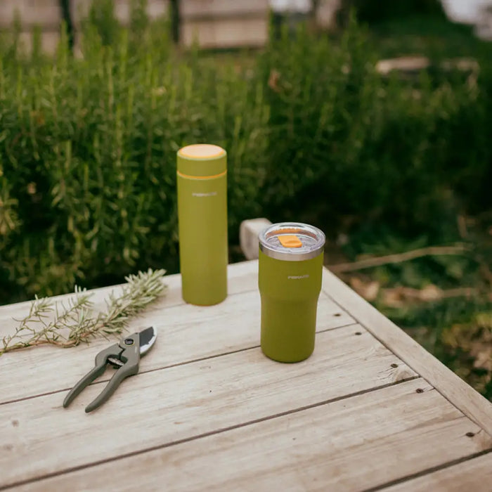 КЪМПИНГ ТЕРМО БУТИЛКА FISKARS ЗЕЛЕНА FISKARS On-the-go