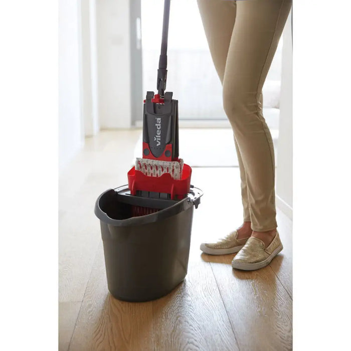 КОМПЛЕКТ ЗА ПОЧИСТВАНЕ ULTRAMAX 10L VILEDA