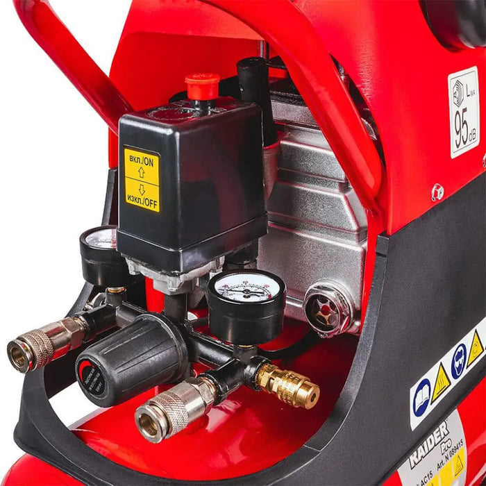 Компресор Raider RDP-AC15 24 л